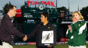 UIW graduate and the Portland Timbers' 2007 Community Player of the Year Kiki Lara accepts his award Sept. 16